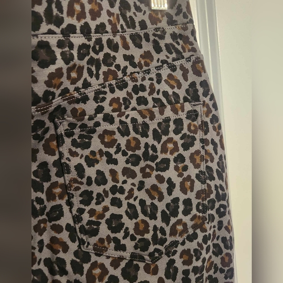 DIANE GILMAN 2  Cheetah print bootcut stretch Jeans Size Small - Picture 5 of 8
